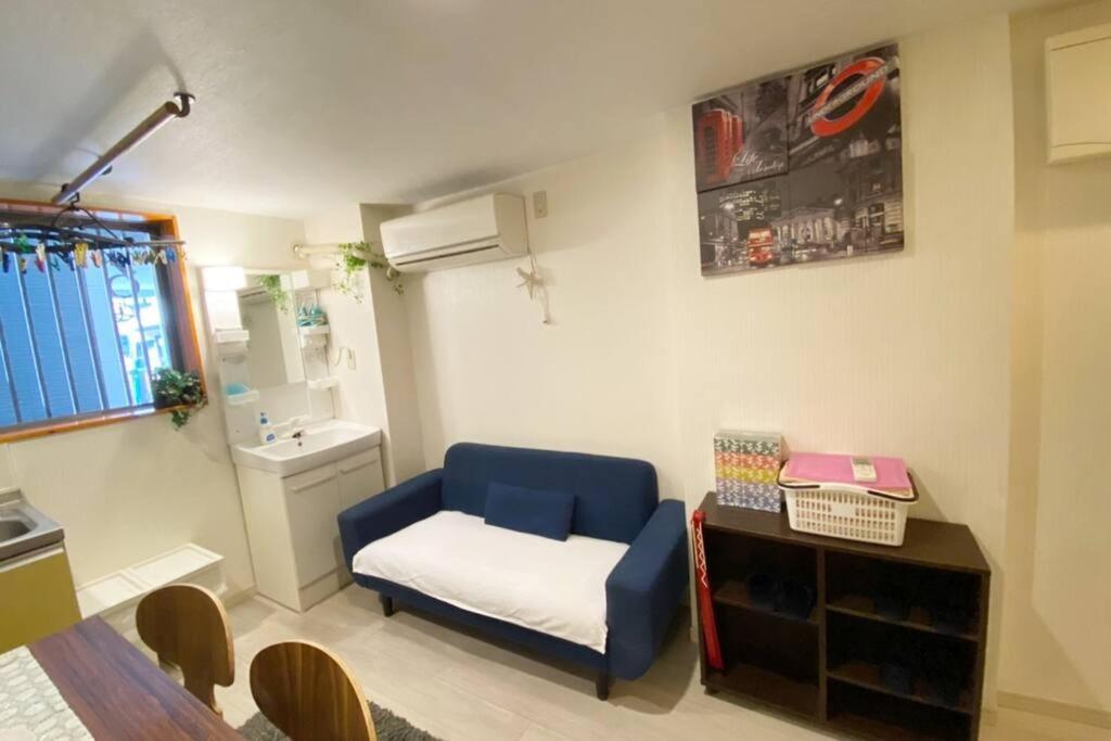 Takemura Building 105 Apartament